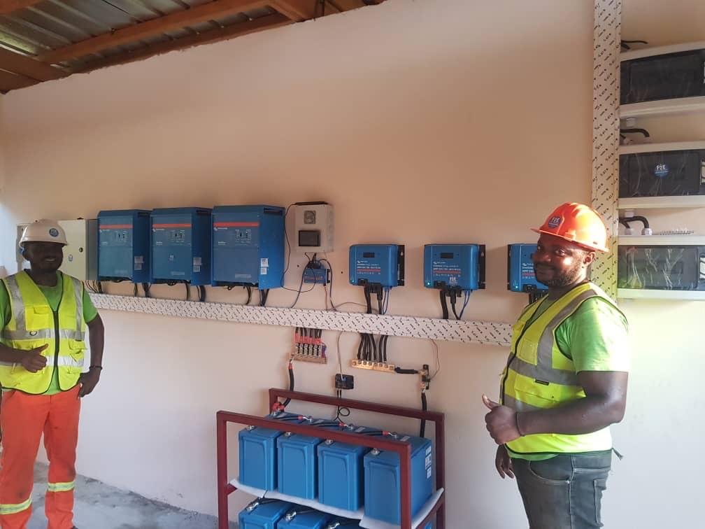 Centrale Solaire Photovoltaïque Triphasée de 15 kVA à Lambaréné, Gabon