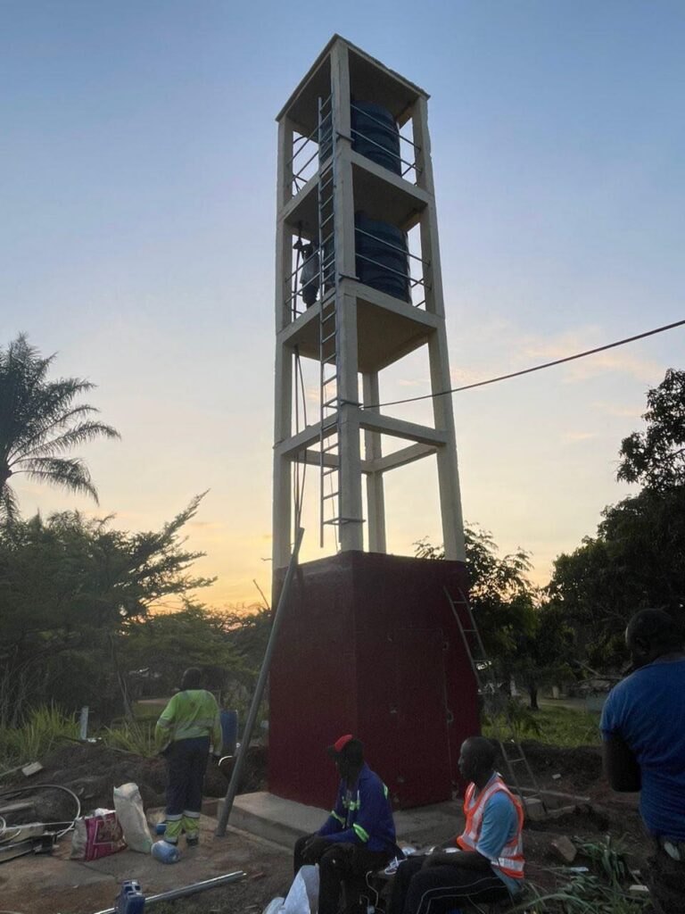 𝑵𝒐𝒖𝒔 𝒄𝒐𝒏𝒕𝒊𝒏𝒖𝒐𝒏𝒔 𝒏𝒐𝒕𝒓𝒆 𝒎𝒊𝒔𝒔𝒊𝒐𝒏 : 01 𝒉𝒂𝒃𝒊𝒕𝒂𝒕𝒊𝒐𝒏, 𝒖𝒏 𝒄𝒉𝒂̂𝒕𝒆𝒂𝒖 𝒅’𝒆𝒂𝒖.